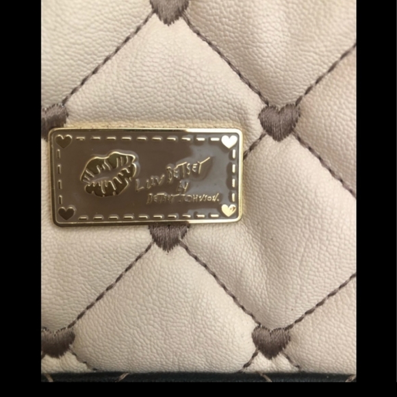 LUV BETSEY BETSEY JOHNSON BAG Crossbody - Picture 2 of 7